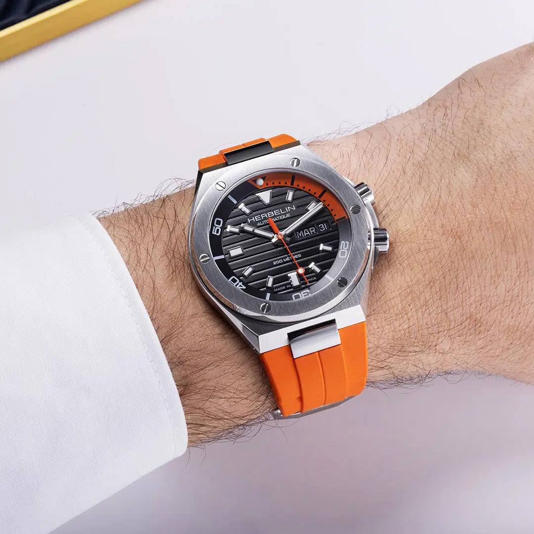 42mm Orange Cap Camarat Diver